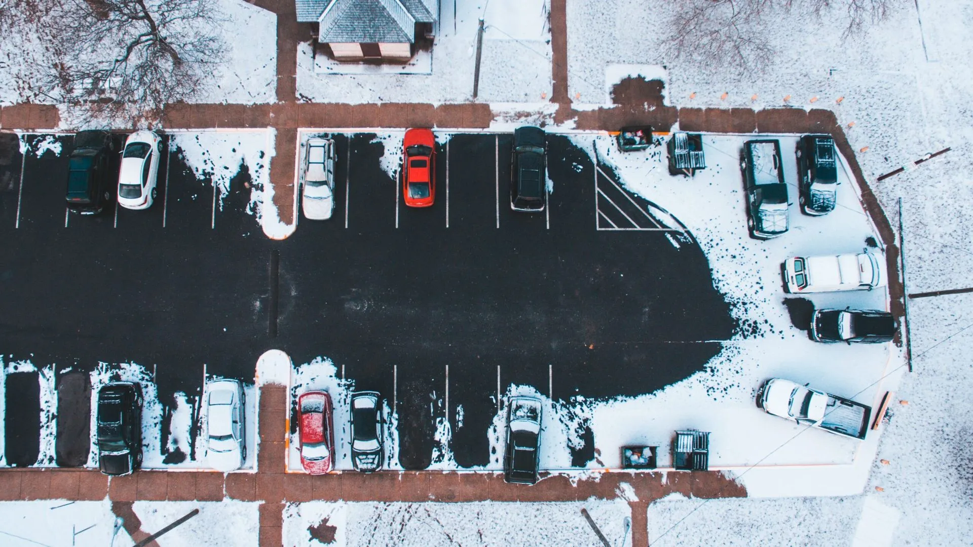 How to Prepare Your Parking Lot for Winter: Asphalt Contractor’s Checklist